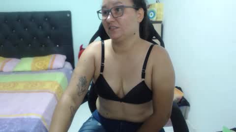 ...Ariana... online show from October 18, 6:45 pm