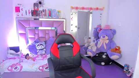 ariadnacappelletty online show from March 21, 4:22 pm