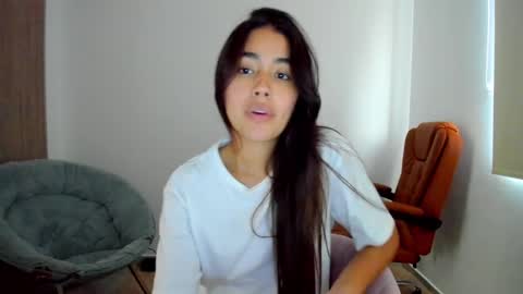 Aria Montgomery online show from February 17, 7:44 pm