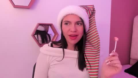 ariana__clauss online show from November 28, 11:12 pm