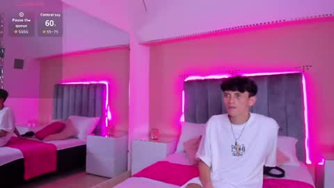 ariana_cri_x online show from July 15, 1:05 pm