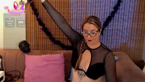 Ariana Cruz online show from October 3, 5:10 pm