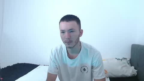 ariana_esteban07 online show from February 10, 10:51 am