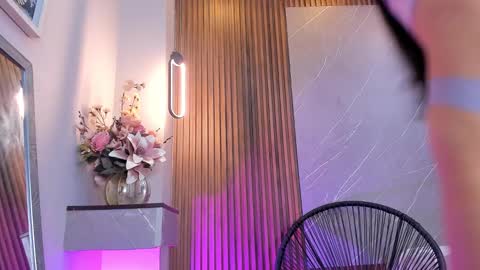 Ariana online show from March 12, 12:47 pm