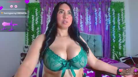 Ariana online show from November 13, 4:53 pm