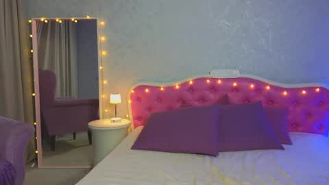 Ariana online show from March 2, 10:59 pm