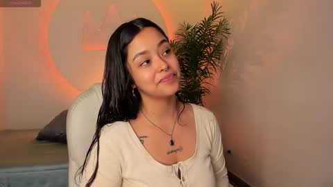 Ariana  online show from November 28, 1:07 pm