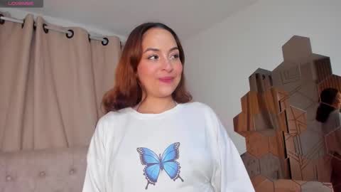 Snapshot of arianaa_jones chatting on September 24, 1:29 pm online show from September 24, 1:29 pm