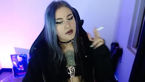 help me 100 hands up my OF is Free  online show from March 24, 10:38 pm