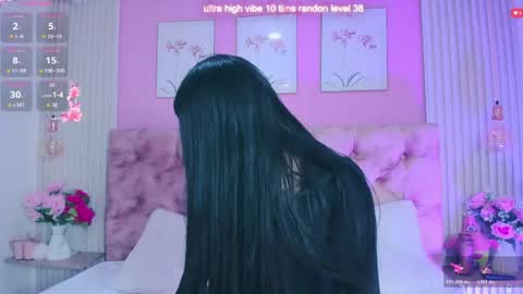 arianawest_ online show from June 1, 2:51 pm