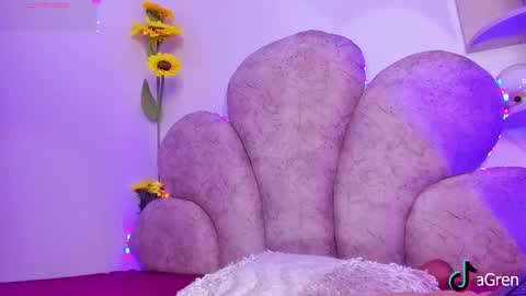 Snapshot of arianna_gren chatting on February 27, 7:15 pm Arianna online show from February 27, 7:15 pm