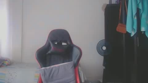 ariannaloovel online show from April 13, 6:34 pm