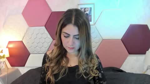 aria online show from March 25, 5:20 pm