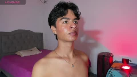 ariel_adan online show from May 16, 2:41 am