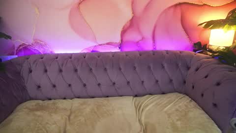 Ariel online show from November 15, 5:36 pm