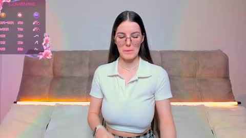 Ariella online show from November 18, 2:36 am