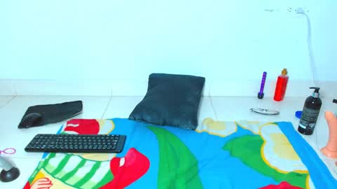 Ariel Aoir online show from April 8, 12:57 am