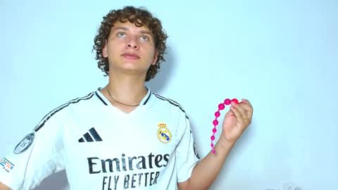 Ariel Aoir online show from April 3, 11:33 pm