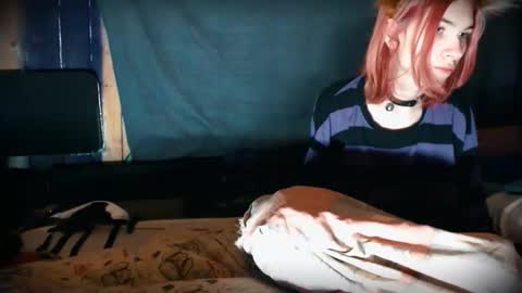 arielpinkcat online show from December 16, 1:35 am