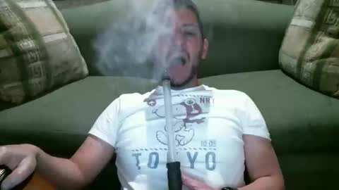 Snapshot of arielsinho chatting on February 19, 4:44 am Anon online show from February 19, 4:44 am