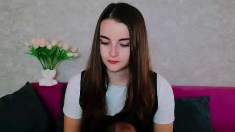 Snapshot of arielstonks_lovee chatting on September 10, 9:43 am arielstonks_lovee online show from September 10, 9:43 am