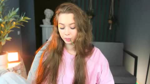 arielsykes online show from November 6, 6:33 pm