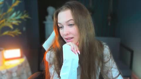 arielsykes online show from November 9, 6:54 pm