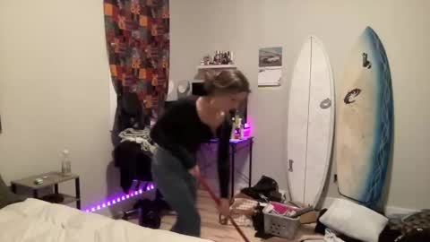 airskiii online show from February 10, 7:15 am