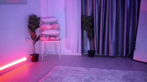 ArinaRave online show from April 19, 7:16 pm