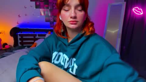 Ari online show from October 11, 2:43 pm