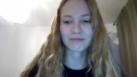 arionette online show from April 14, 6:11 pm