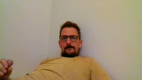 ariparikrigsmann online show from December 19, 10:00 pm