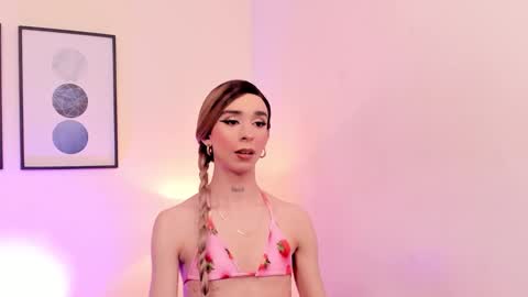   Nice to meet you  thumb up me please its important I  LOOK MY BIO DOWN online show from February 13, 8:06 am