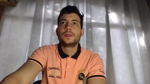 Snapshot of armando_2002 chatting on January 26, 8:45 pm ARMANDO online show from January 26, 8:45 pm