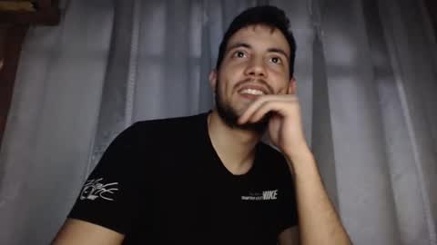 Snapshot of armando_2002 chatting on January 27, 10:49 pm ARMANDO online show from January 27, 10:49 pm