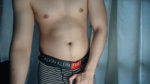 Snapshot of armando_2002 chatting on February 21, 12:50 pm ARMANDO online show from February 21, 12:50 pm