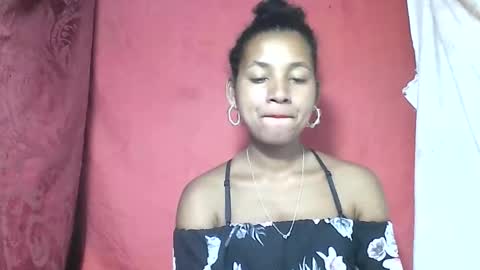 armonnette9794 online show from May 25, 9:48 am