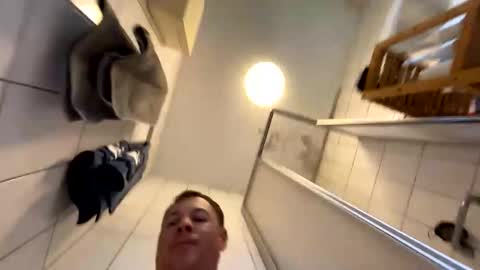 armyskater32 online show from September 25, 12:23 pm