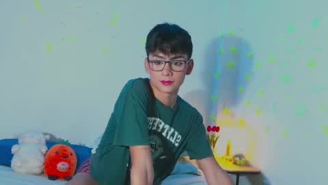 Arnold online show from February 20, 7:19 pm