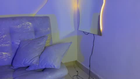 ARON online show from April 18, 7:58 pm