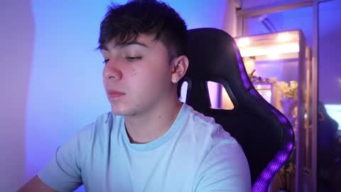 aron__cooper online show from April 16, 12:33 am