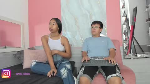 Alexa  Aron online show from February 17, 1:22 pm