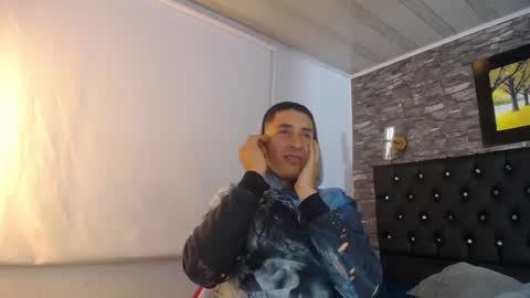 aron_ashly online show from March 7, 4:34 am