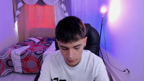 Aaron online show from May 12, 9:13 pm