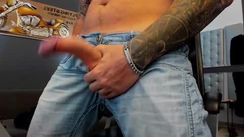 AronGrant online show from September 13, 10:39 am