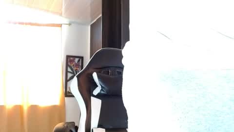 aronmiller online show from February 18, 3:01 pm