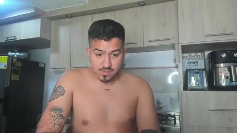 ARON  Independent model  online show from January 15, 6:12 am