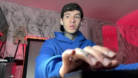   online show from January 29, 2:21 pm