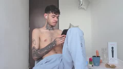   online show from September 21, 10:08 am