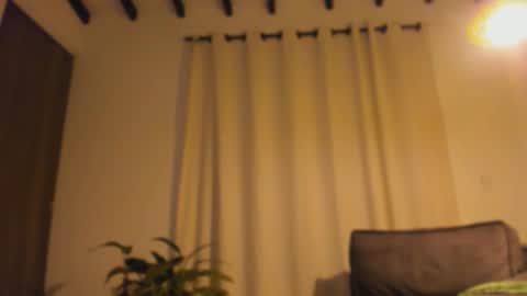 Linda  independent model artgeea online show from March 7, 11:38 pm